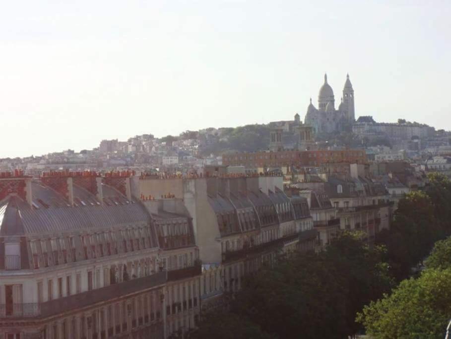 Апартаменты Amazing Eiffel Views At Cool Central Area Париж Экстерьер фото